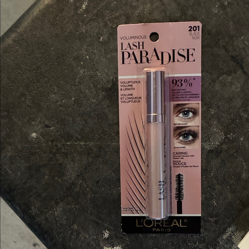 L'Oreal Lash Paradise Mascara in Black and Pink Packaging